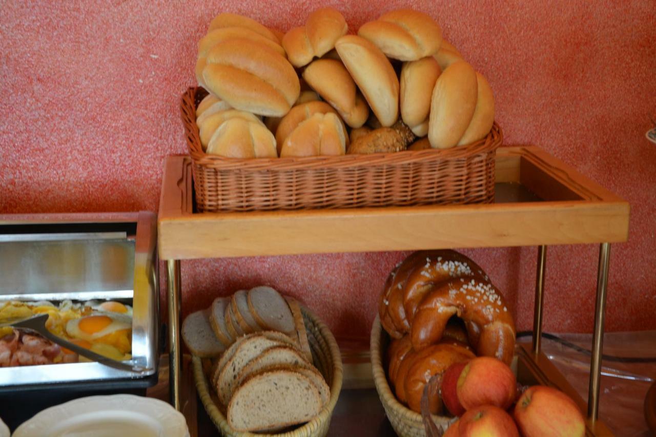 יאנרסדורף Pension Restaurant Rosenberg מראה חיצוני תמונה